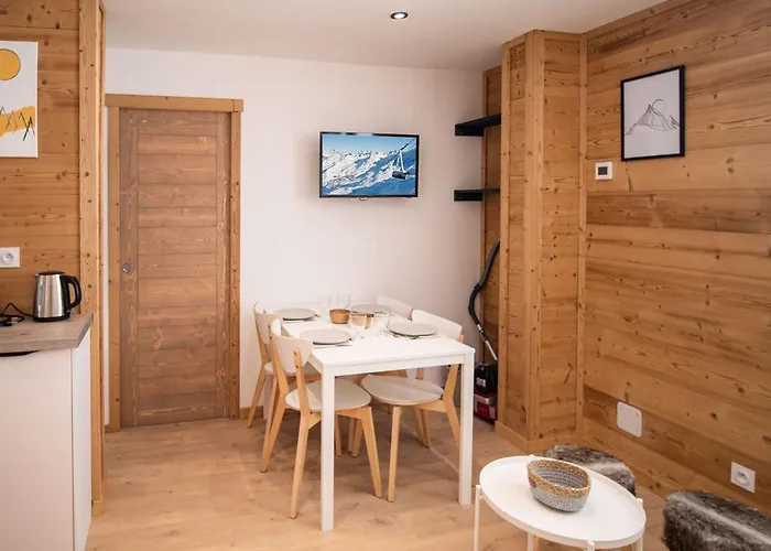 Renove A - 4 Pers, 3 Flocons Argent, Au Pied Des Pistes - Fr-1-637-57 *